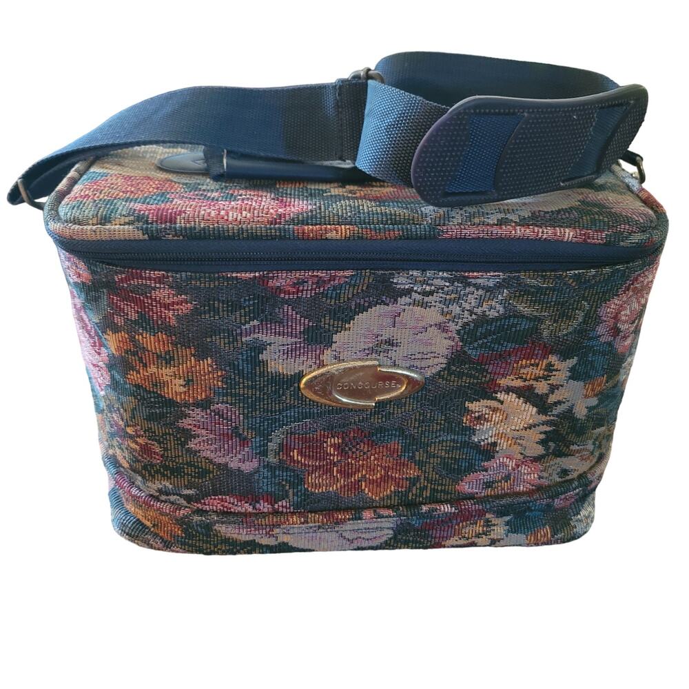 CONCOURSE vintage train case vanity suitcase luggage carry on bag Tapestry